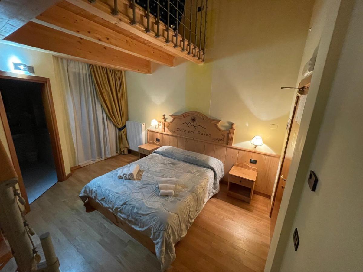 Hotel Sole Del Baldo Brentonico Bagian luar foto